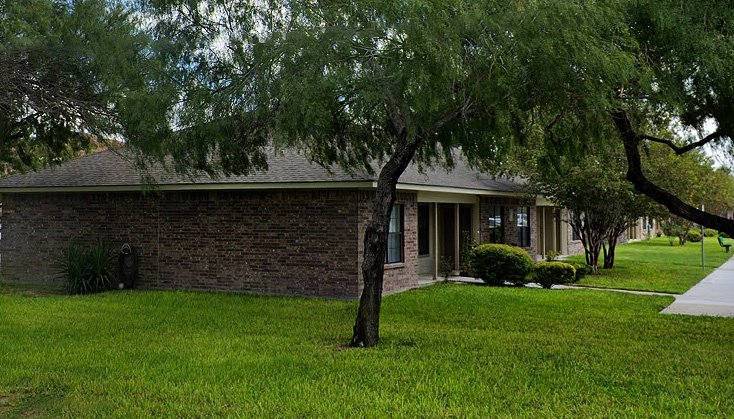 Alton Condo: 210 N Eagle Pass Road