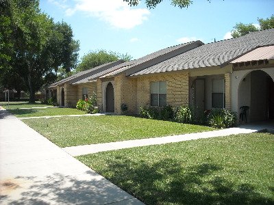 La Feria Condo: 407 N. Kansas City Rd.