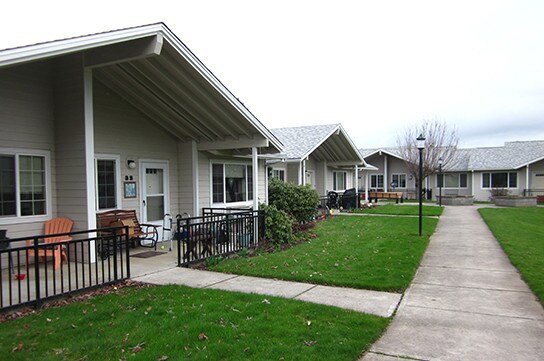 Hood River Condo: 930 Sieverkropp Dr.