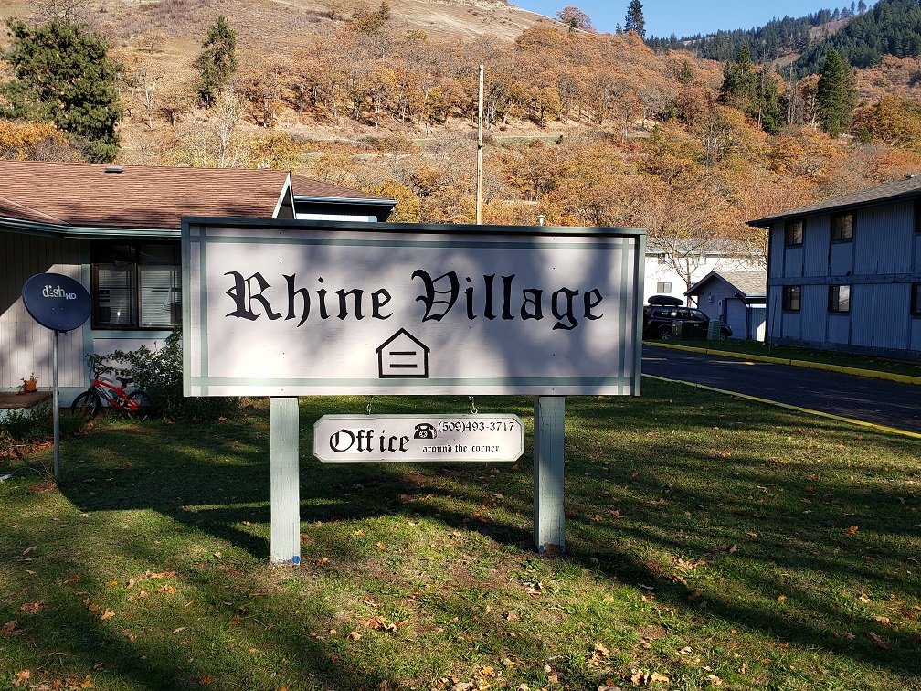 White Salmon Condo: 200 Rhine Village Drive