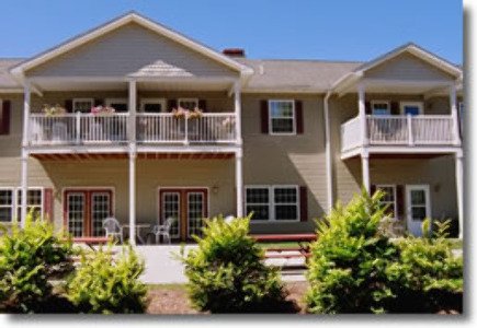 Fairport Condo: 120 Jefferson Avenue