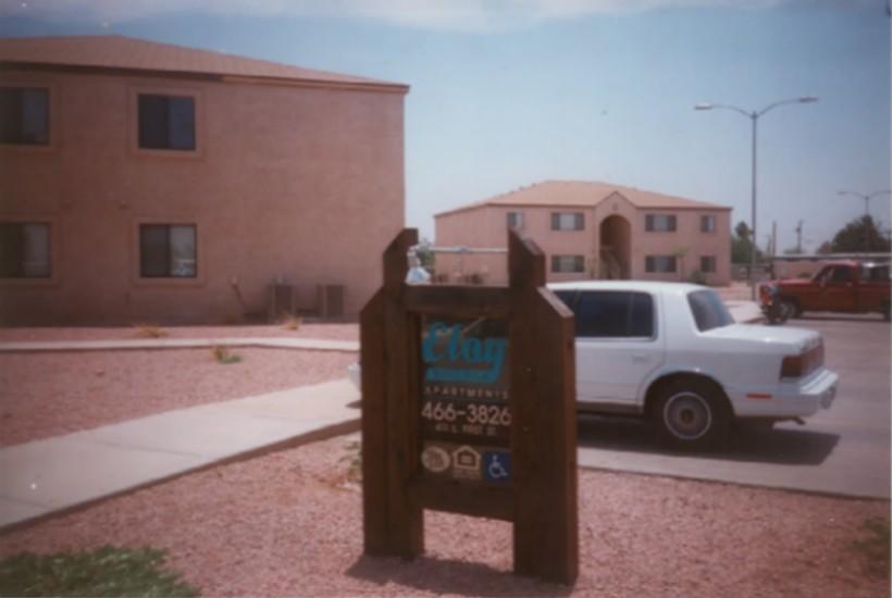 Eloy Condo: 413 E First St