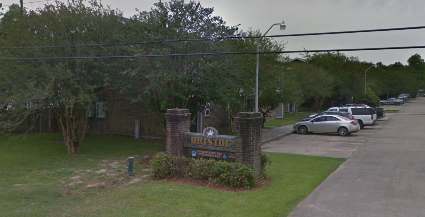Zachary Condo: 4980 Lower Zachary Rd.