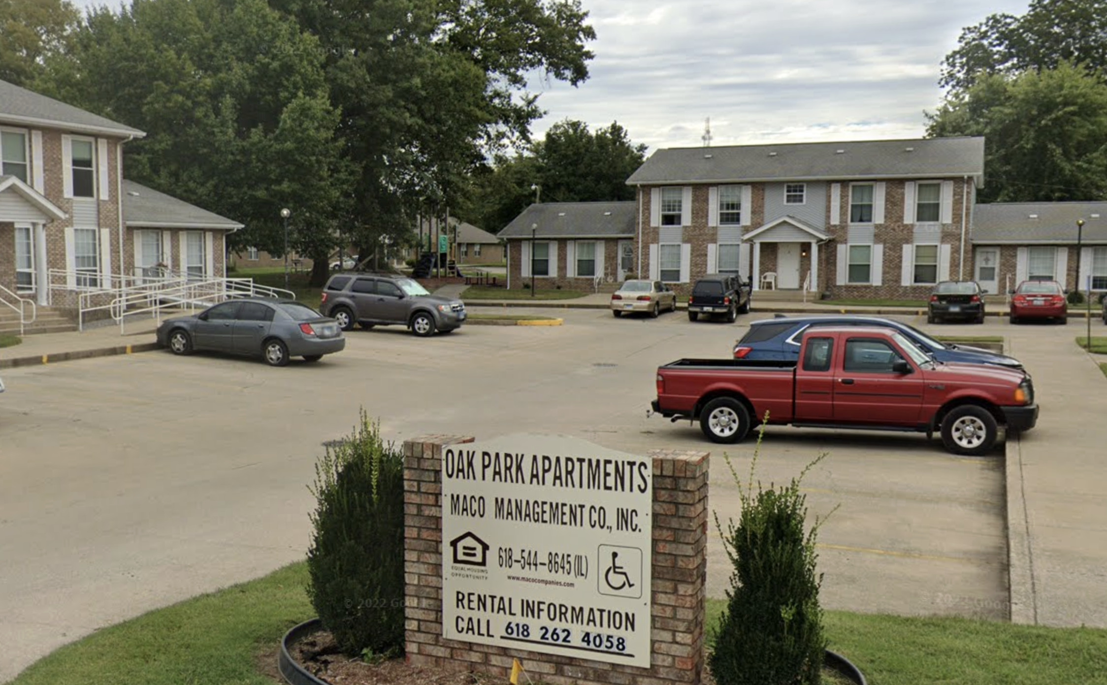 Mt. Carmel Condo: 203 N. Division