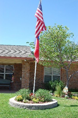 Kingsland Condo: 100 Windwood Dr.