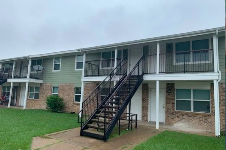 Madisonville Condo: 701 N Madison St
