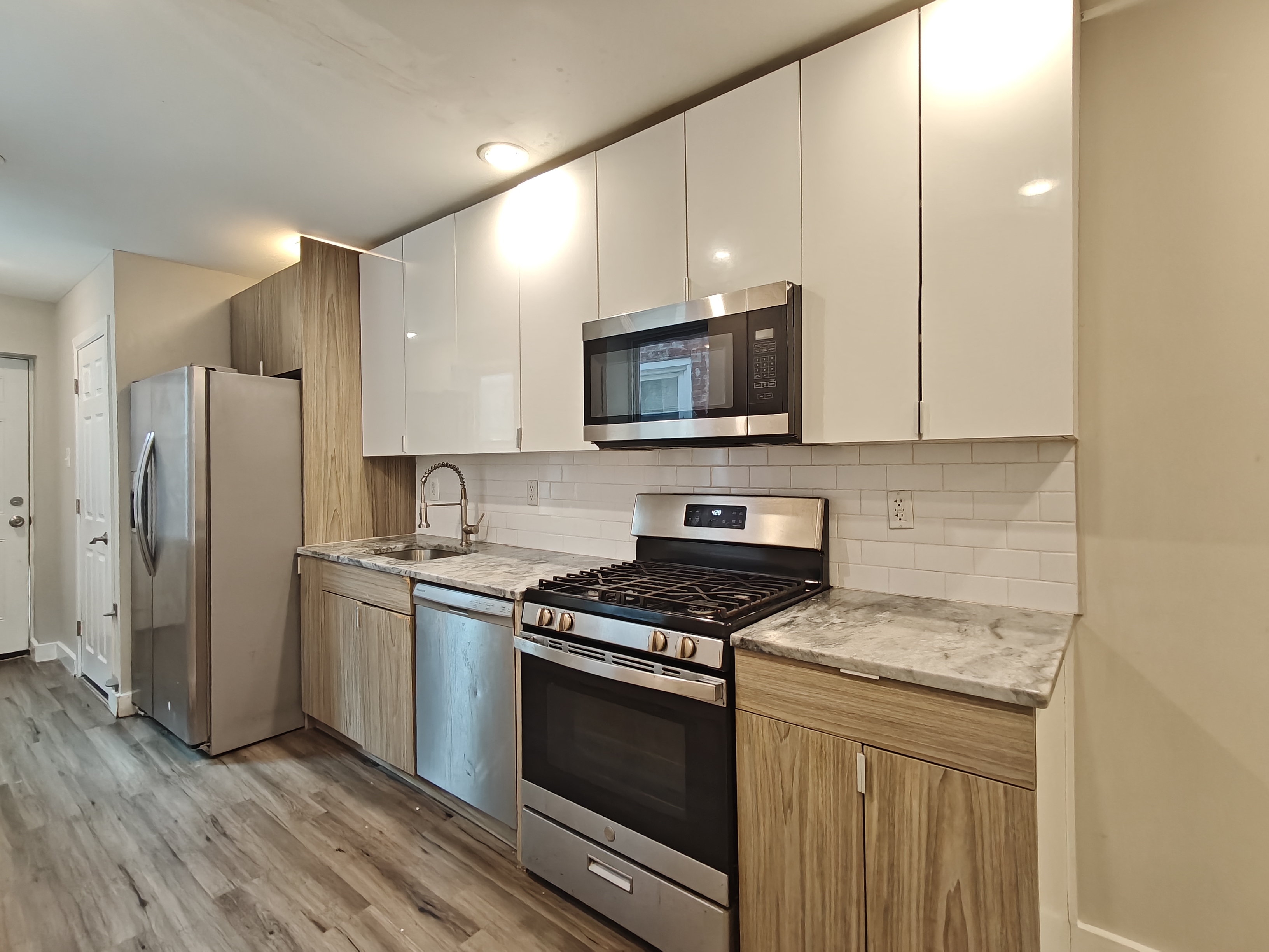 Philadelphia Townhome: 1922 N Marshall St