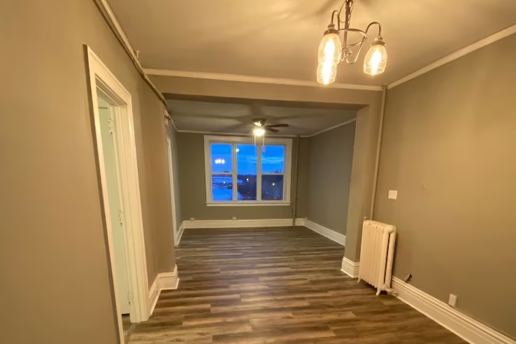 Albert Lea Apartment: 133 W William St