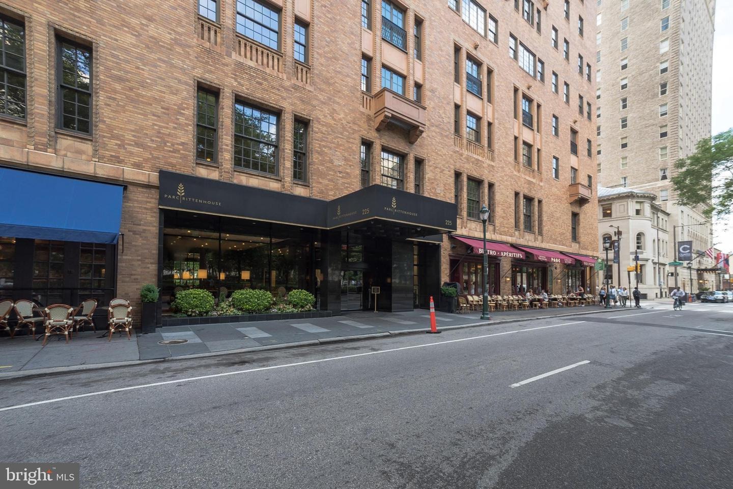 Philadelphia Condo: 219 S 18th St