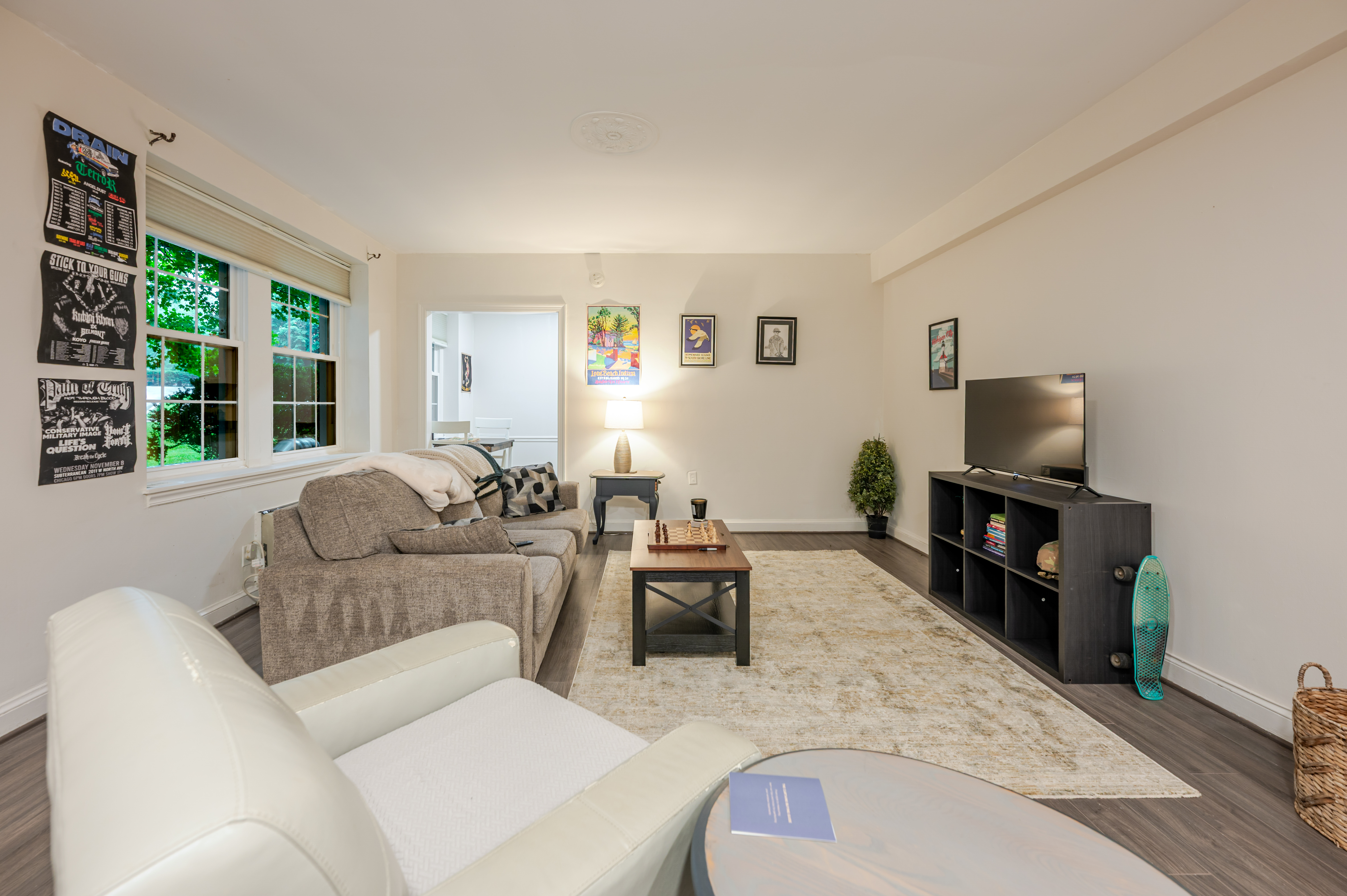 Washington Condo: 3051 Idaho Ave NW