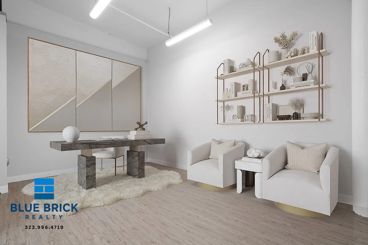 Los Angeles Condo: 3751 S Hill St