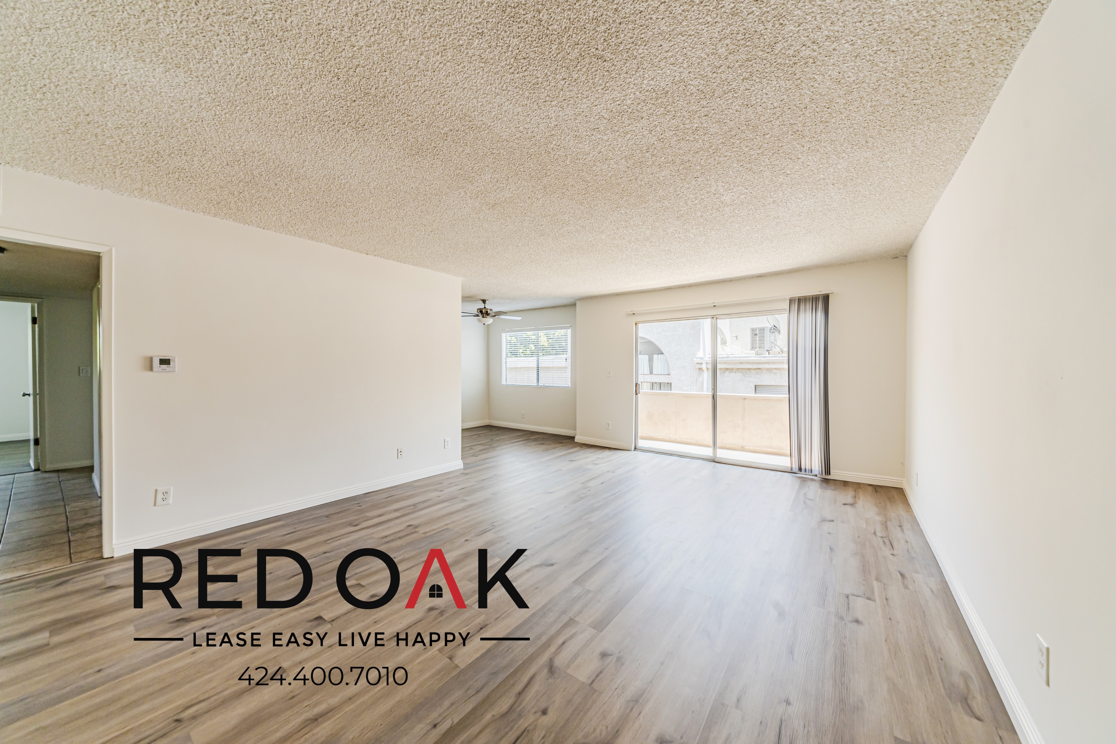 North Hollywood Condo: 10741 Moorpark St