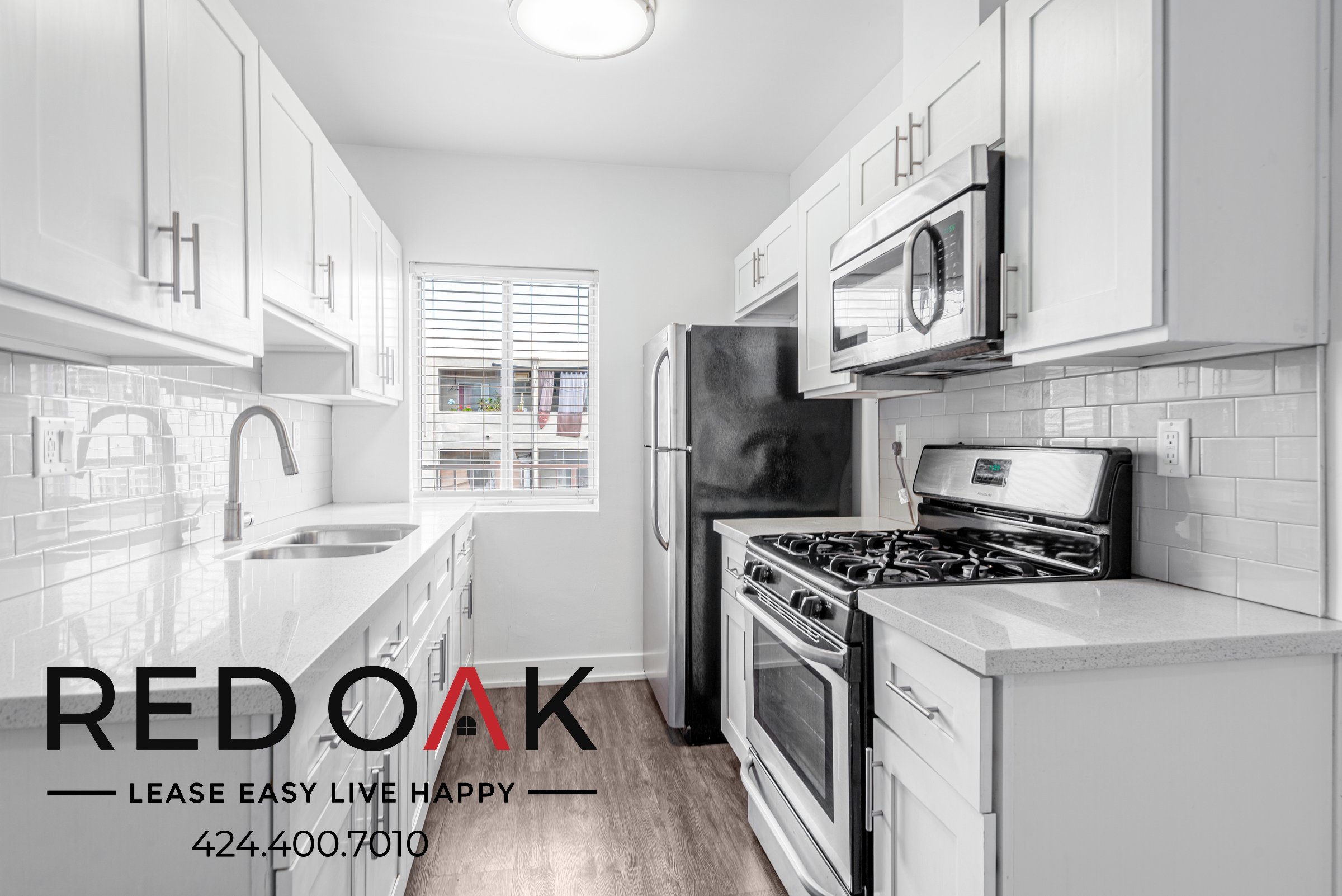 Los Angeles Condo: 5128 De Longpre Avenue