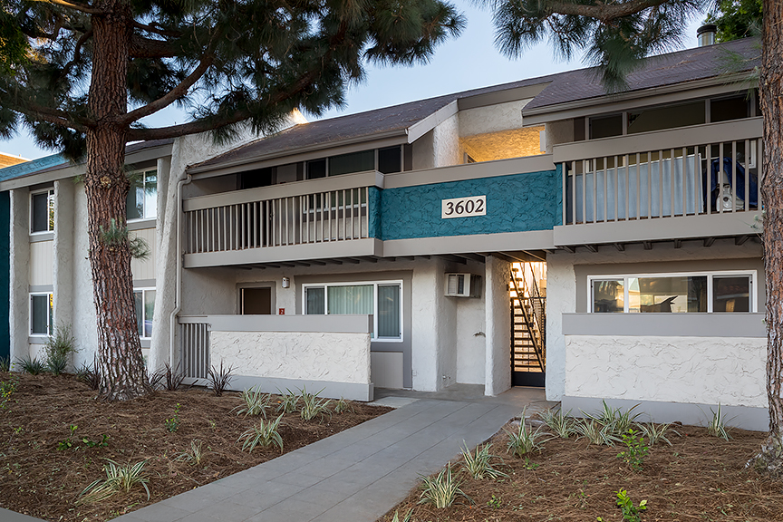 Los Alamitos Apartment: 3602 Green Ave
