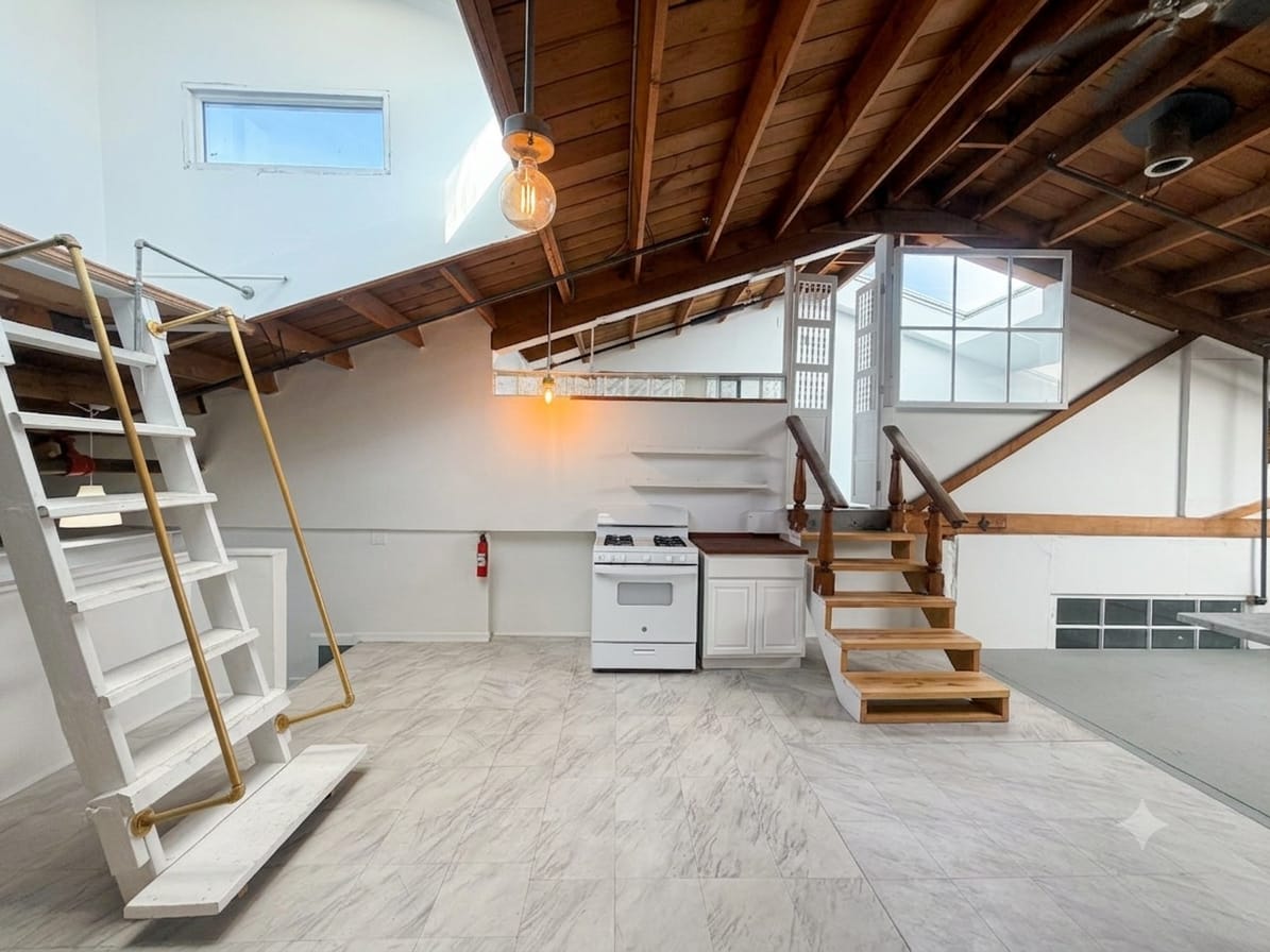 Oakland Apartment: 4001 San Leandro St