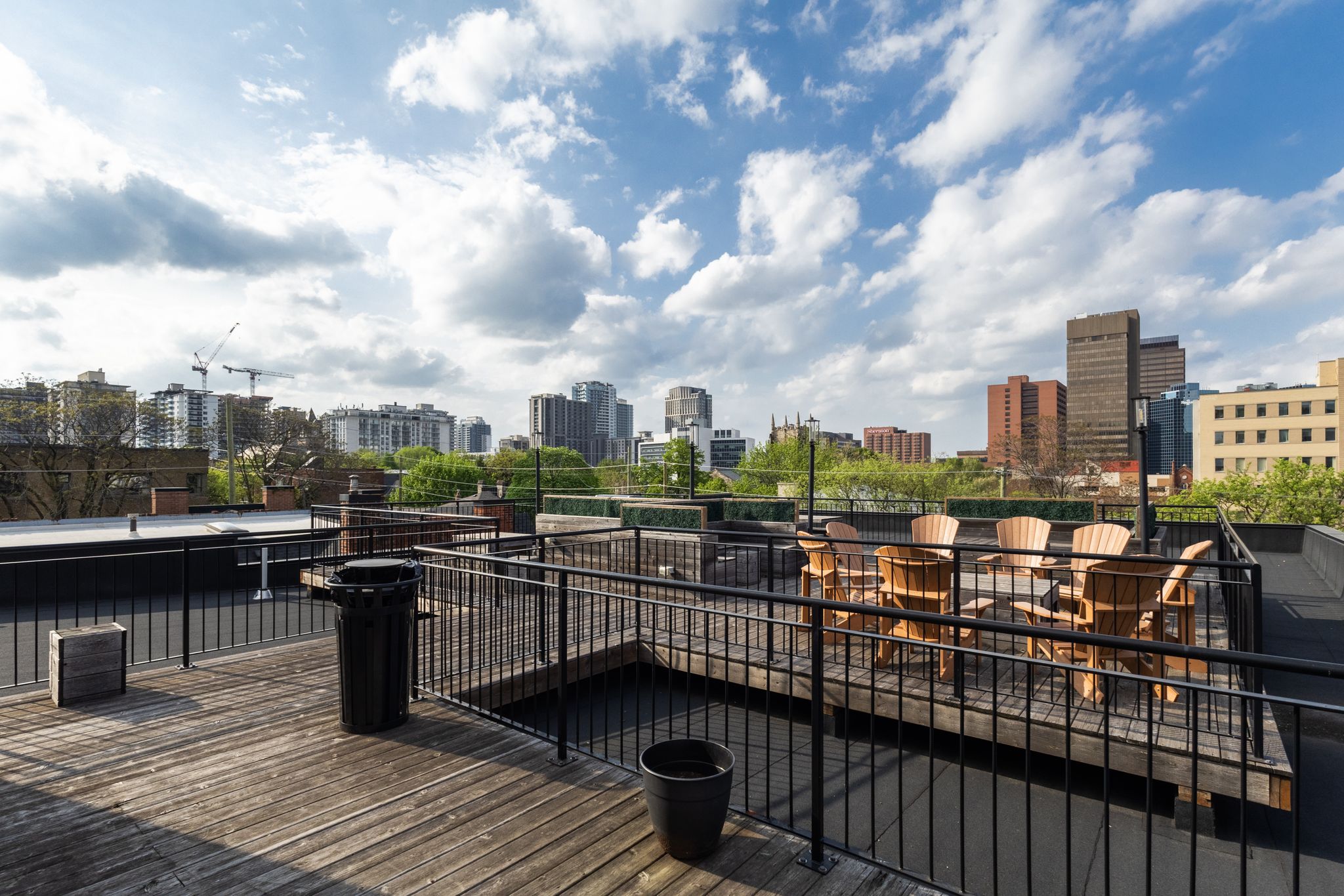Hamilton Condo: 27 Bold Street