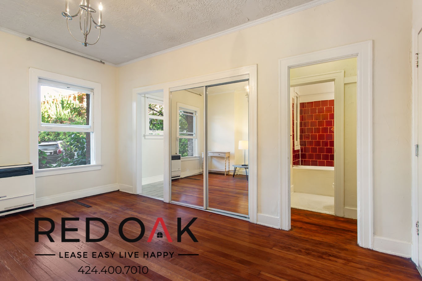 Los Angeles Condo: 532 S Coronado St
