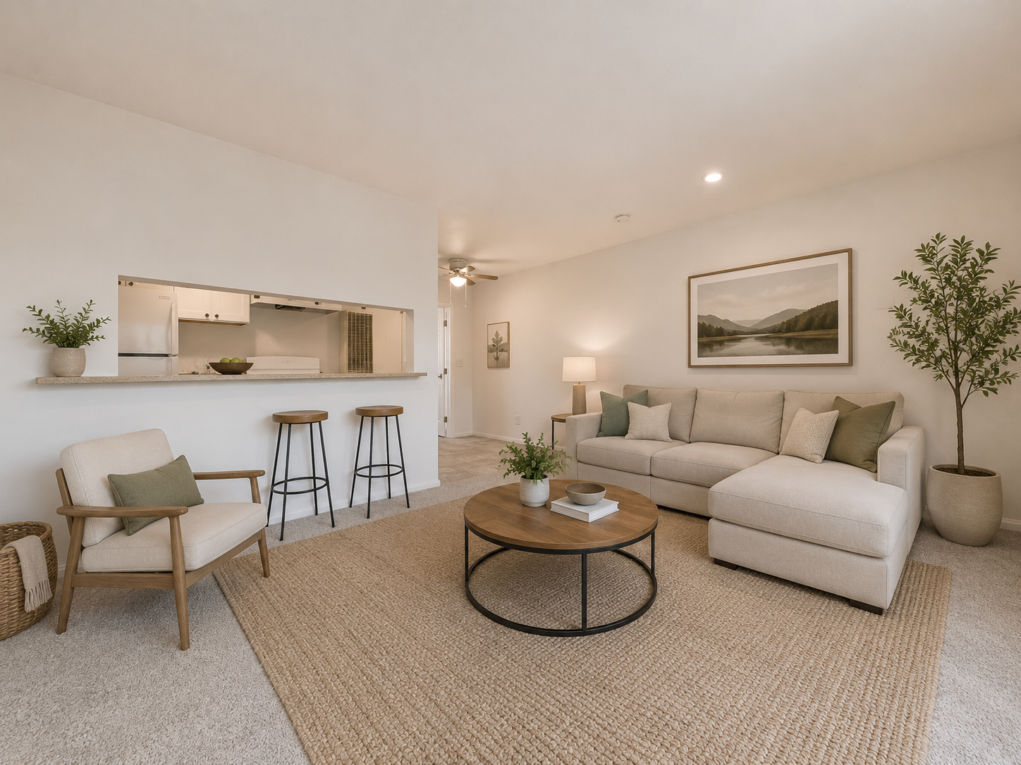 Los Angeles Apartment: 6907 Whitsett Ave