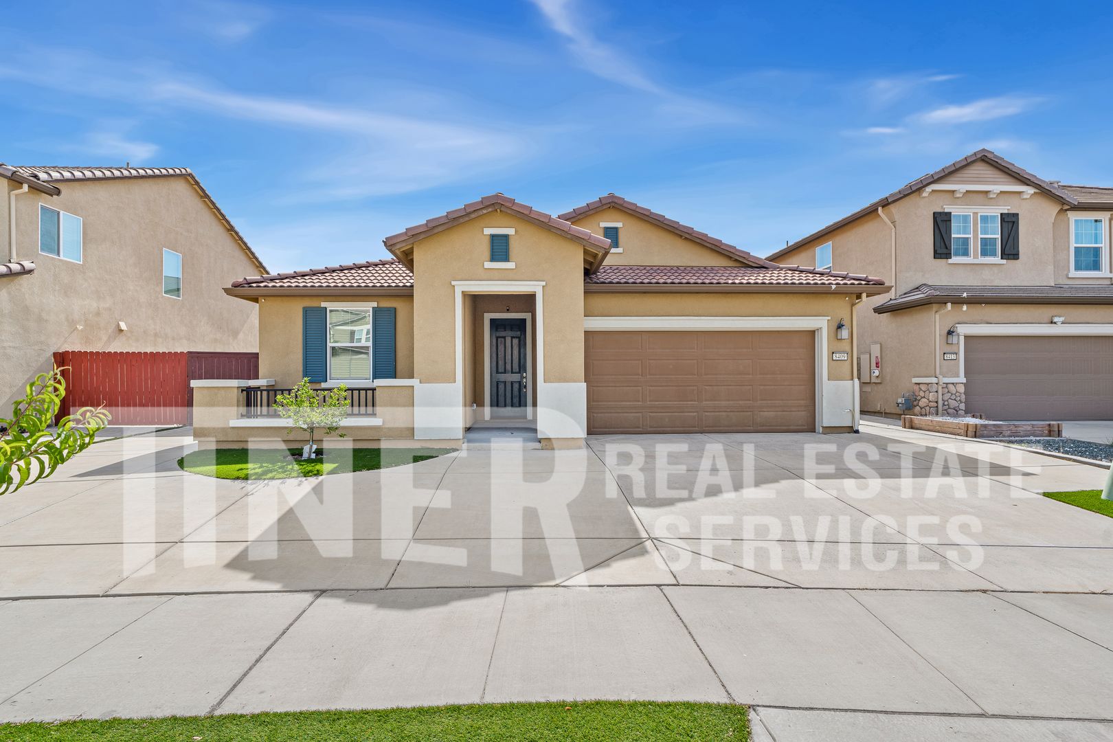 Elk Grove House: 8409 Stara St