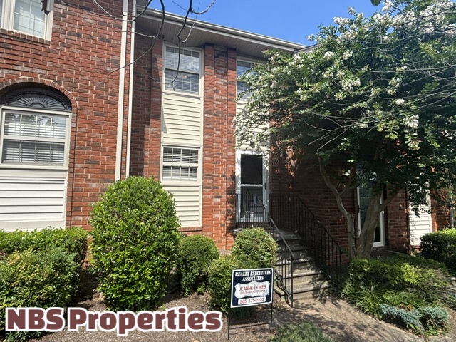 Knoxville Townhome: 6523 Deane Hill Dr