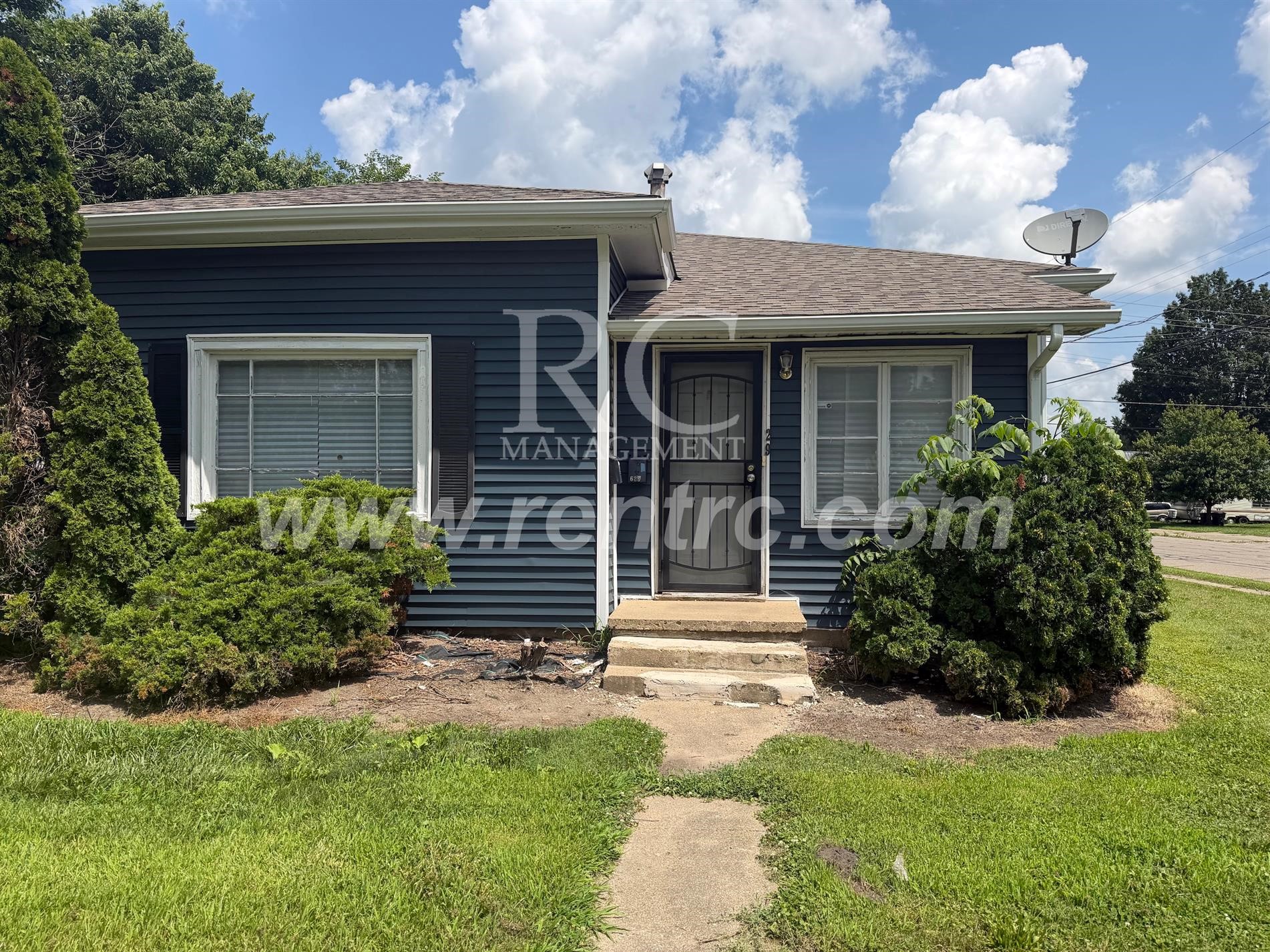 Danville House: 629 Commercial