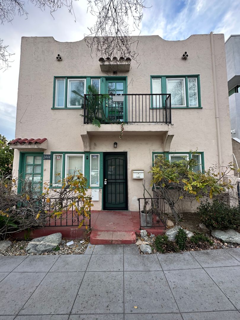 San Diego Condo: 2438-2446 India Street