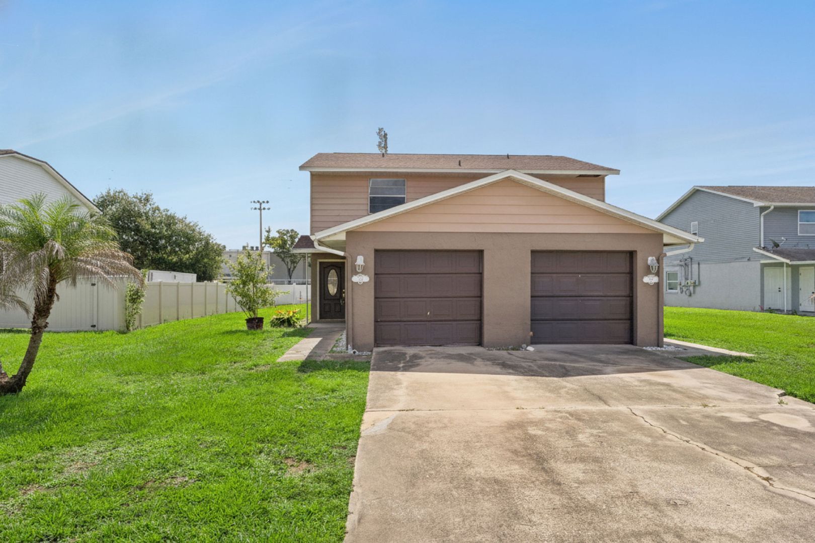Orlando Townhome: 535 Verbena Ct.