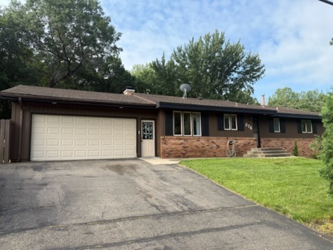 Apple Valley House: 276 Palomino Dr
