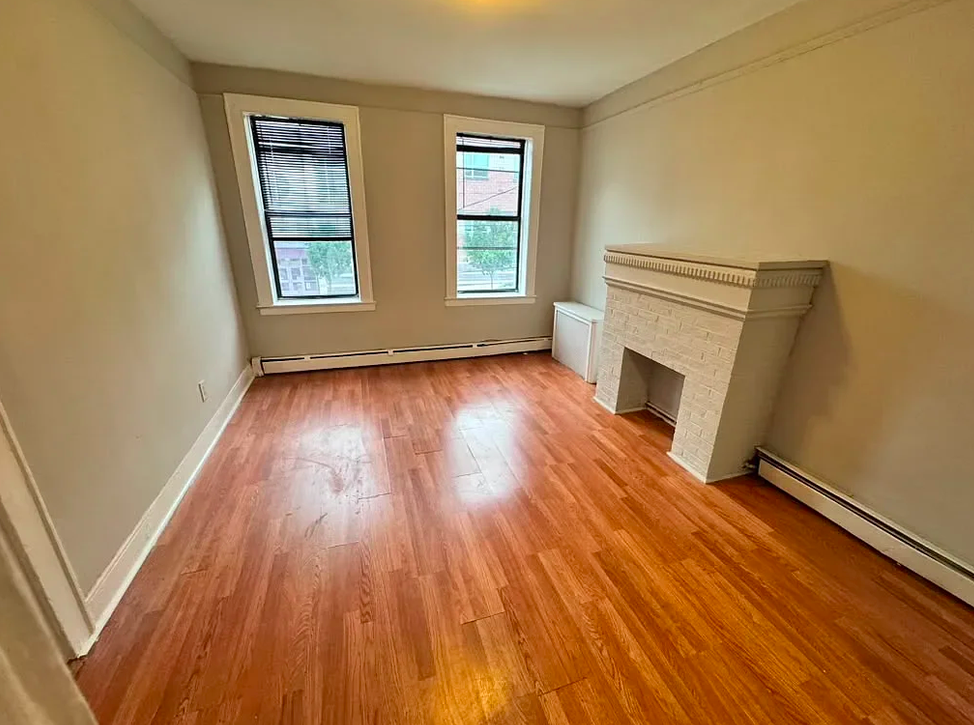 Newark Condo: 115 Grafton Ave, Newark, 07104