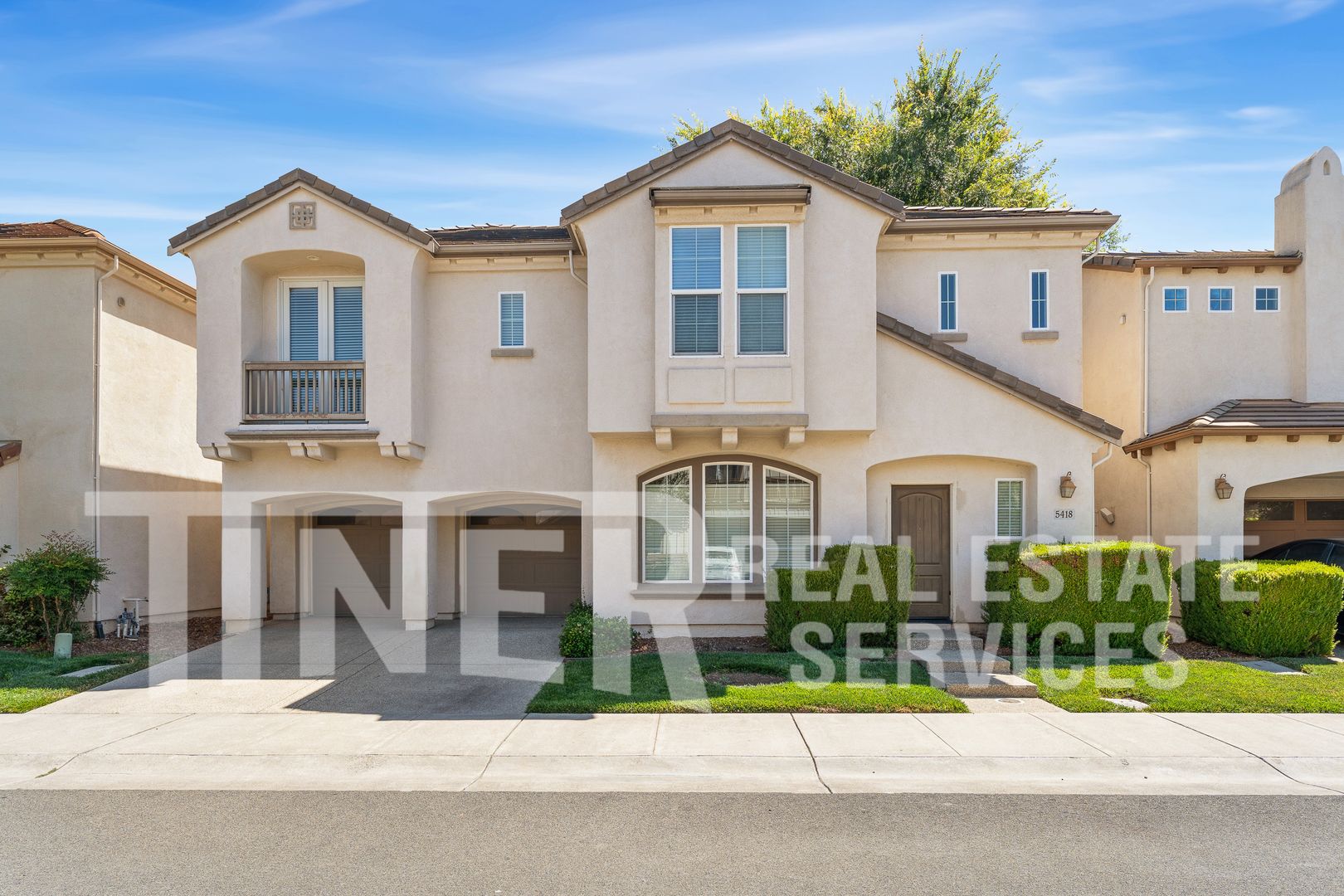 Sacramento House: 5418 Washoe Street