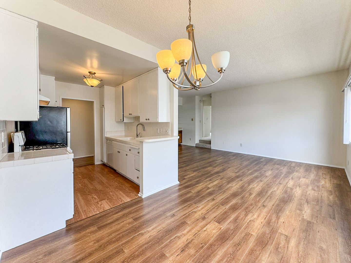 Santa Monica Apartment: 507 California Ave