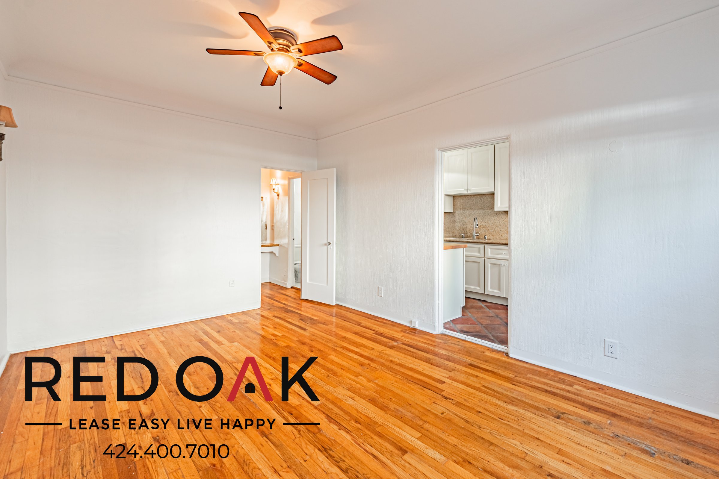 Los Angeles Condo: 660 S Cochran Avenue