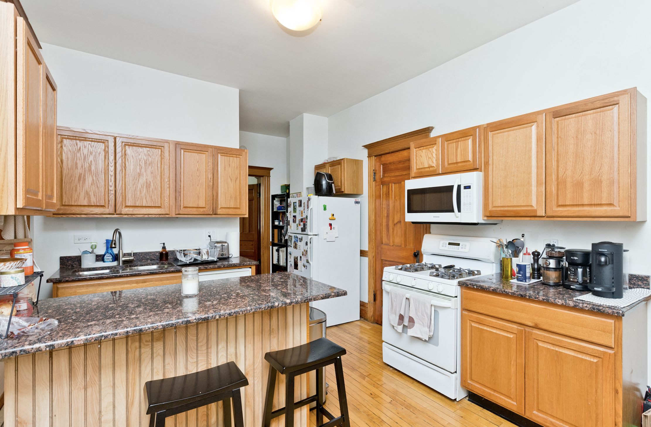 Chicago Condo: 2139 Oakley