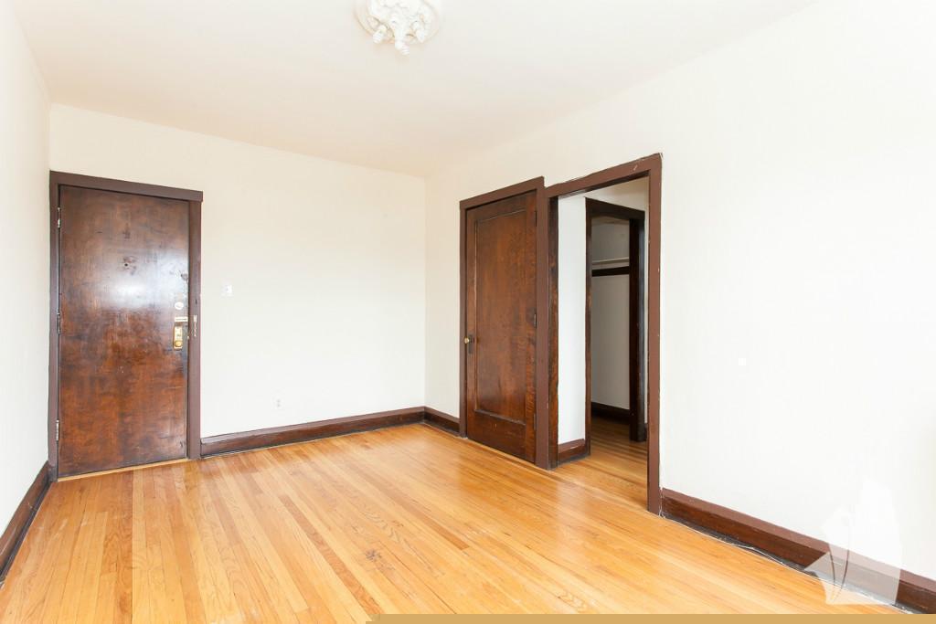 Chicago Condo: 2700 North Spaulding Avenue
