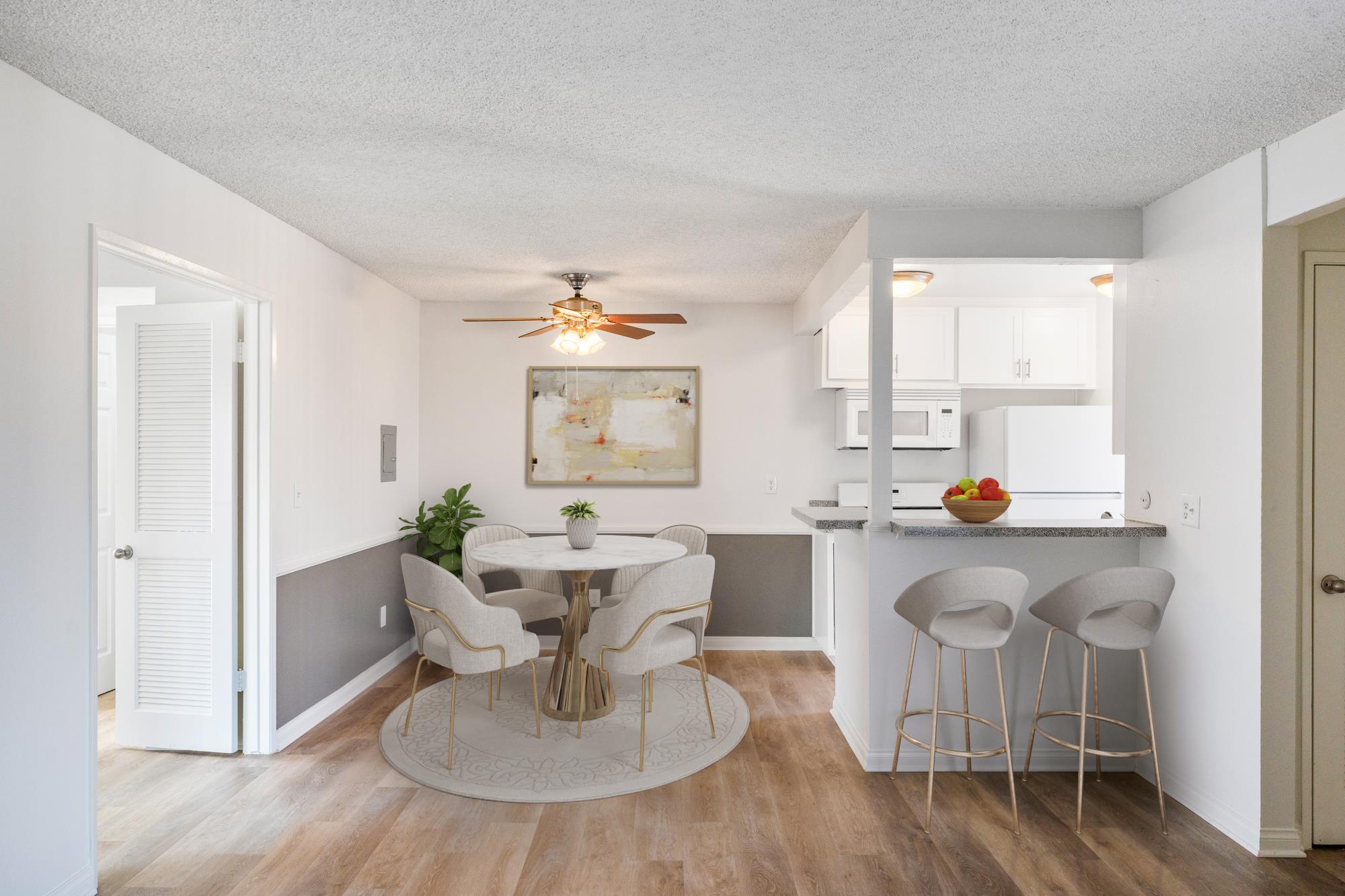 Costa Mesa Apartment: 2323 Elden Ave