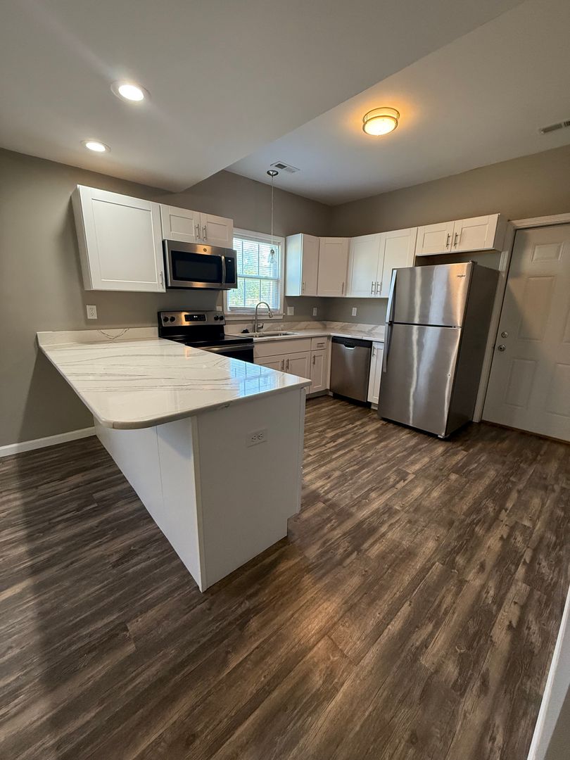 Wentzville Condo: 502 South Linn Ave