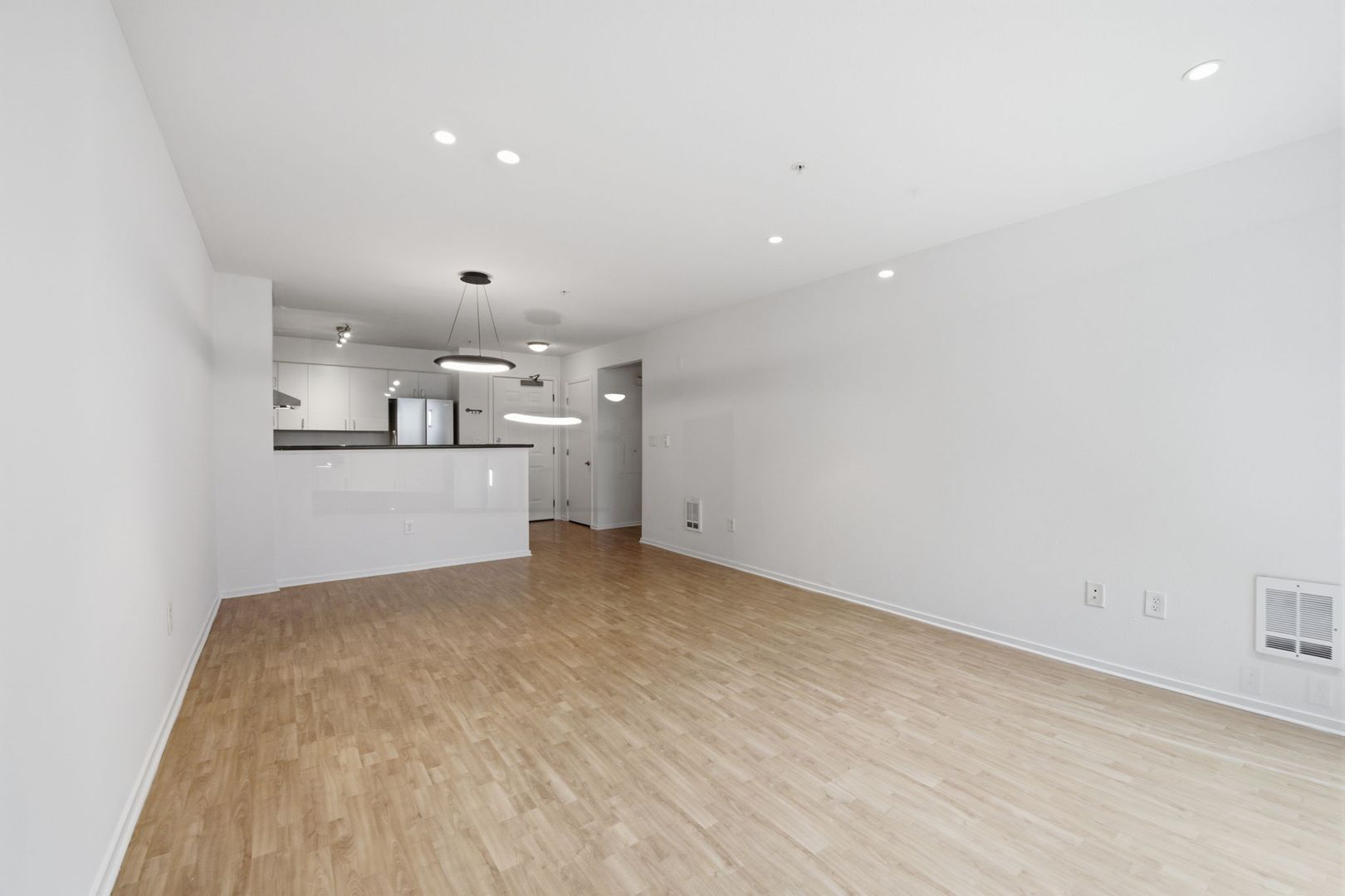 San Francisco House: 8100 Oceaview Terrace