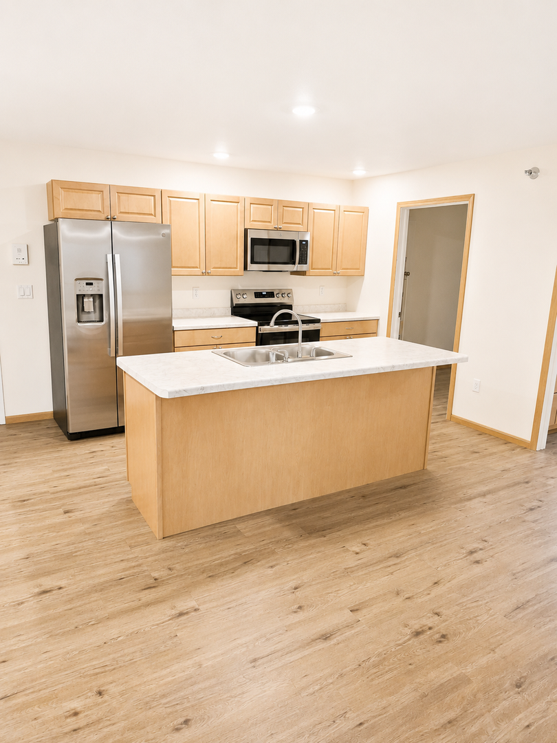 Tomah Apartment: 400 Larkin St