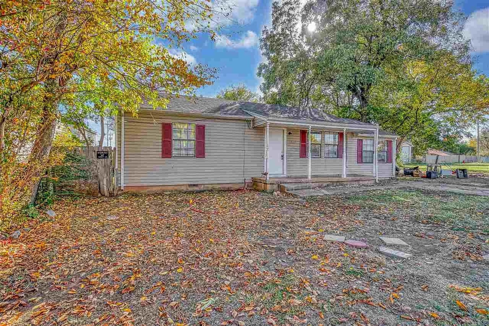 Lawton House: 2112 NW Bessie Ave