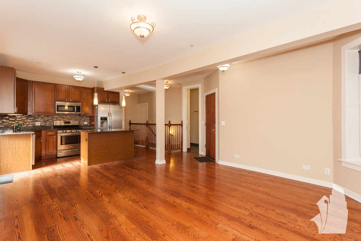 Chicago Condo: 815 West Newport
