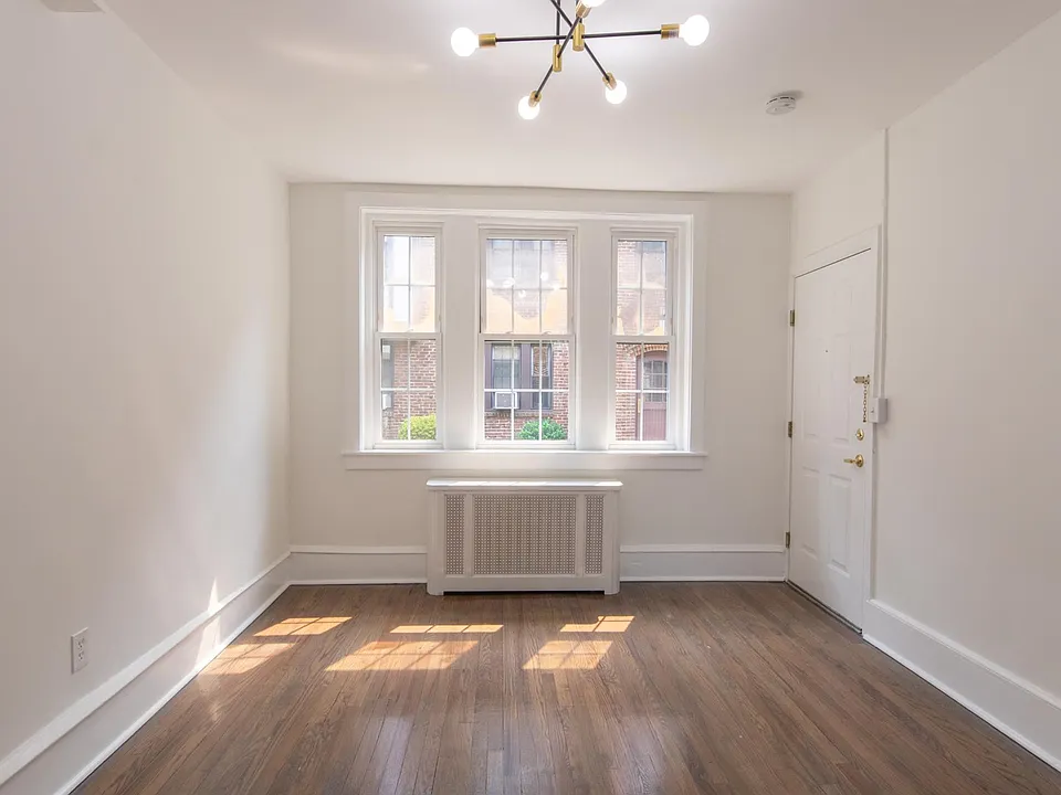 Merchantville Condo: 606 W Maple Ave