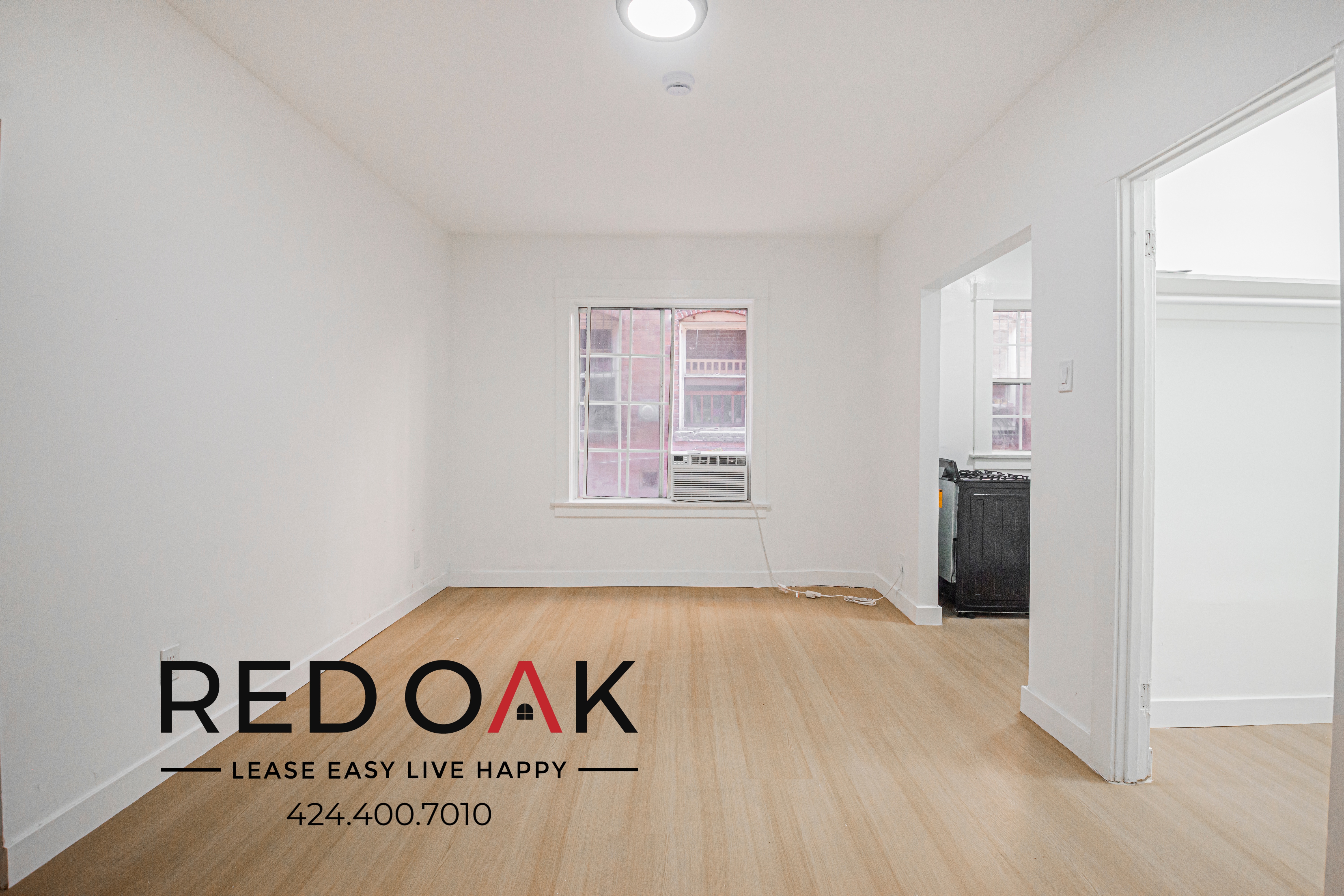 Los Angeles Condo: 1110 S Lake St.