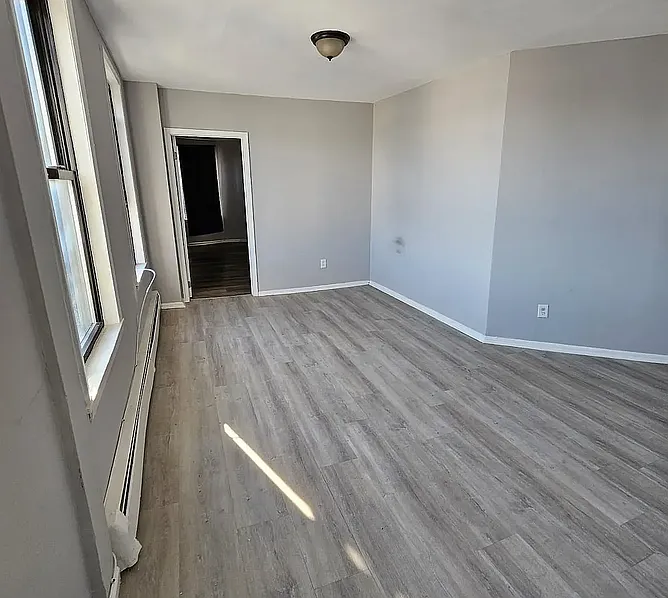 Perth Amboy Condo: 352-354 New Brunswick Ave