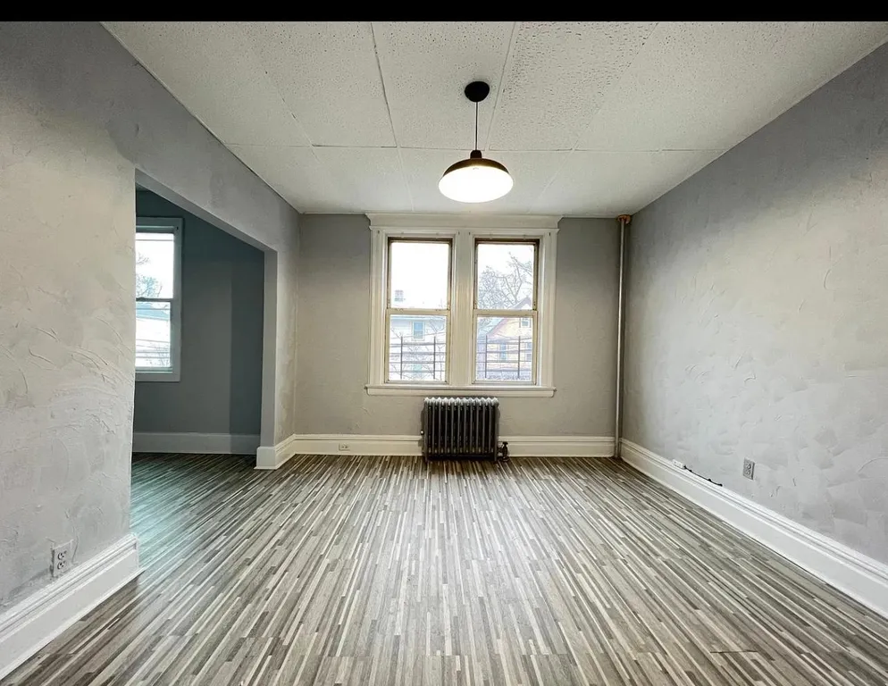 Newark Condo: 92-94 Norwood St