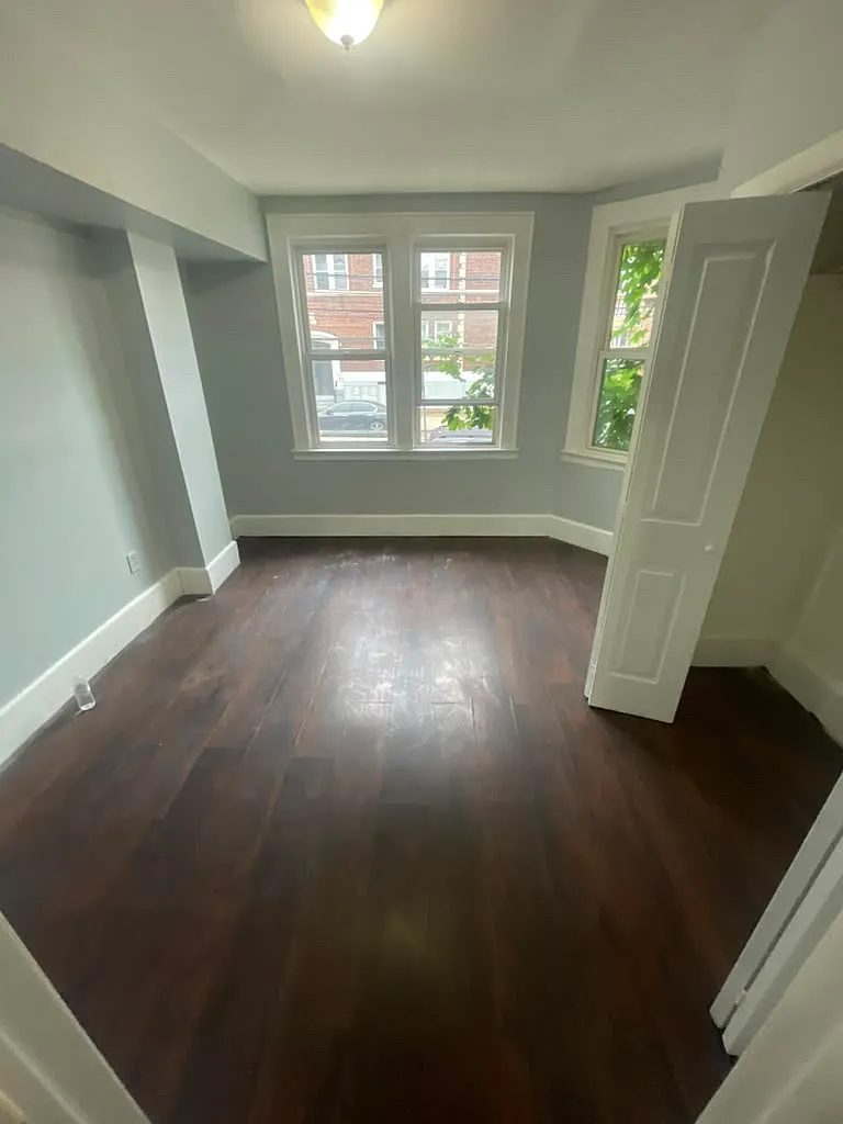 Newark Condo: 380 Sanford Ave, Newark, 07106