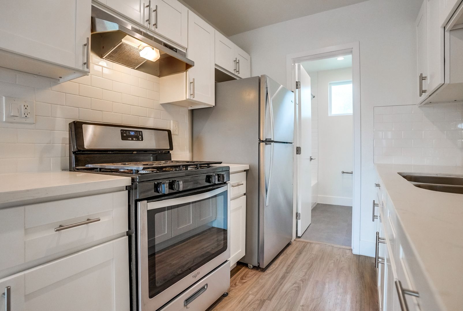 Los Angeles Condo: 4037 W 28th St