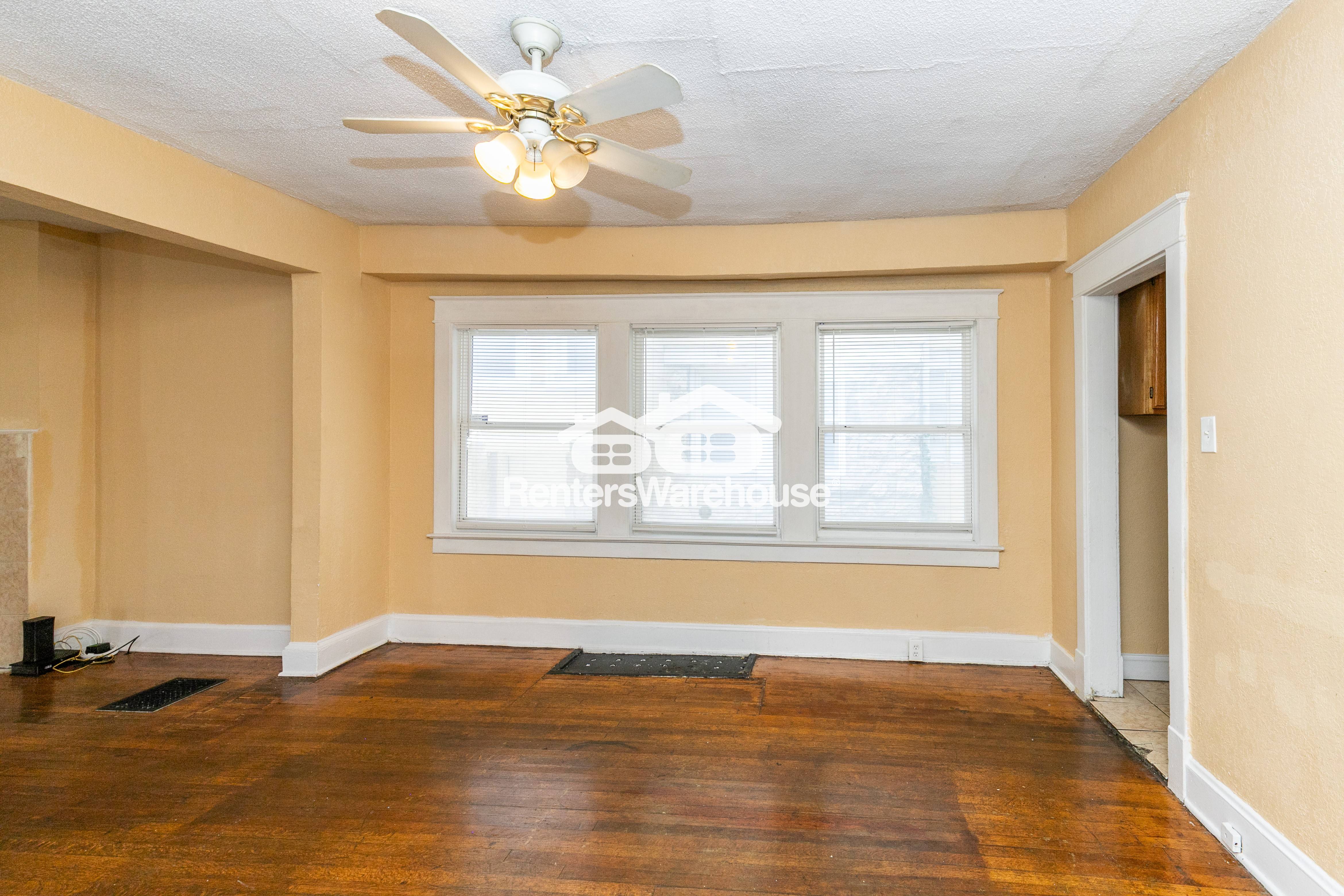 Kansas City House: 4038 Bellefontaine Ave