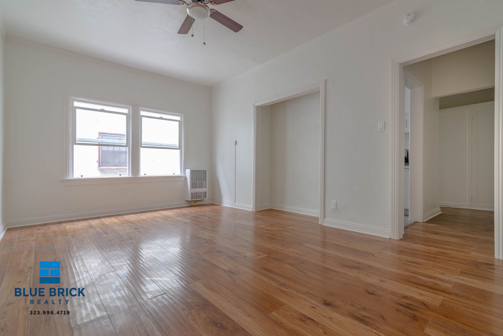 Los Angeles Condo: 420 N Coronado St