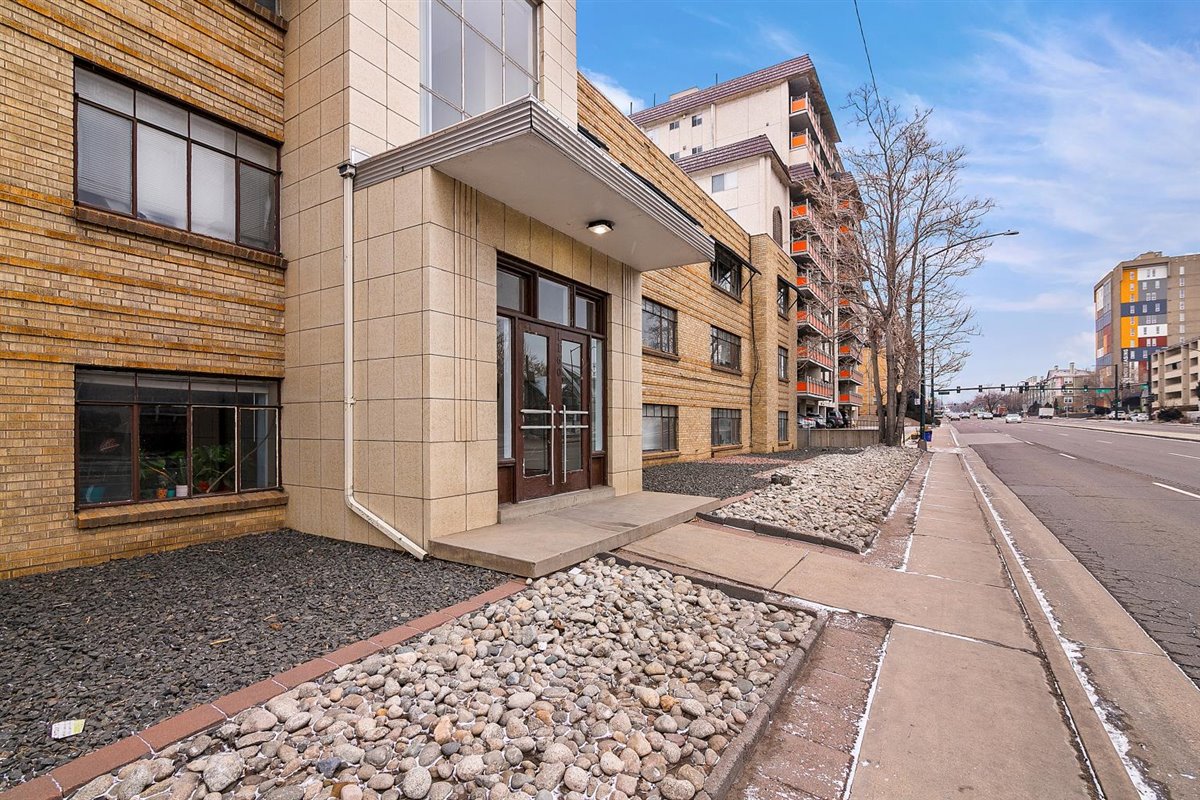 Denver Apartment: 1160 Colorado Blvd