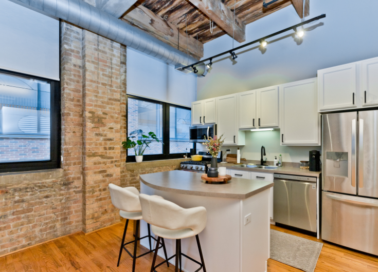 New York Condo: 215 North Aberdeen Street